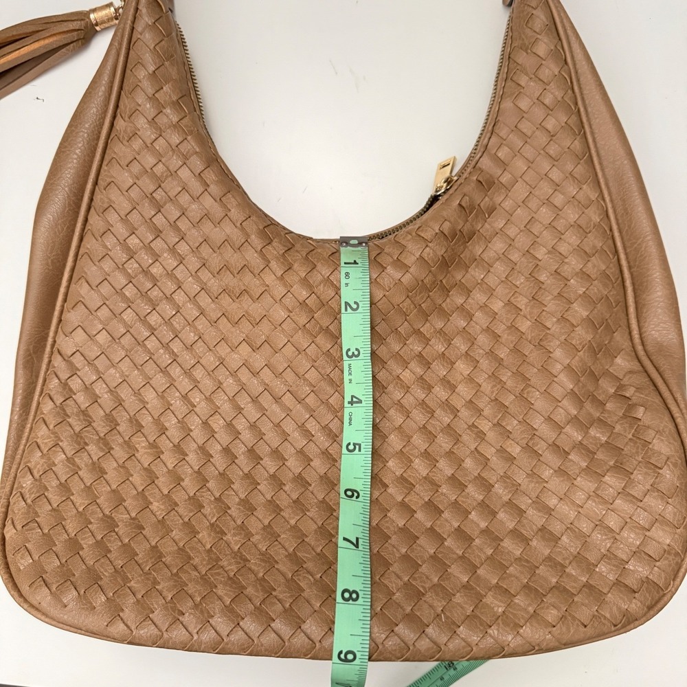 Woven Hobo Bag Tan Faux Leather Shoulder Bag Tassel Accent Boho - Picture 9 of 10